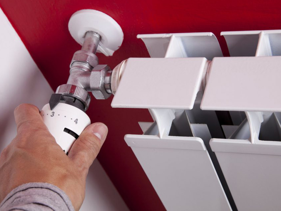 Installazione valvole e centrale termica